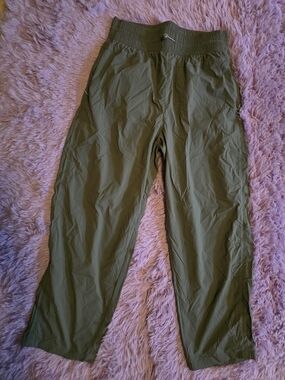 Madewell Olive Cargo-Style Jogger Pants